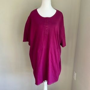 Metropolitan women’s purple nightshirt